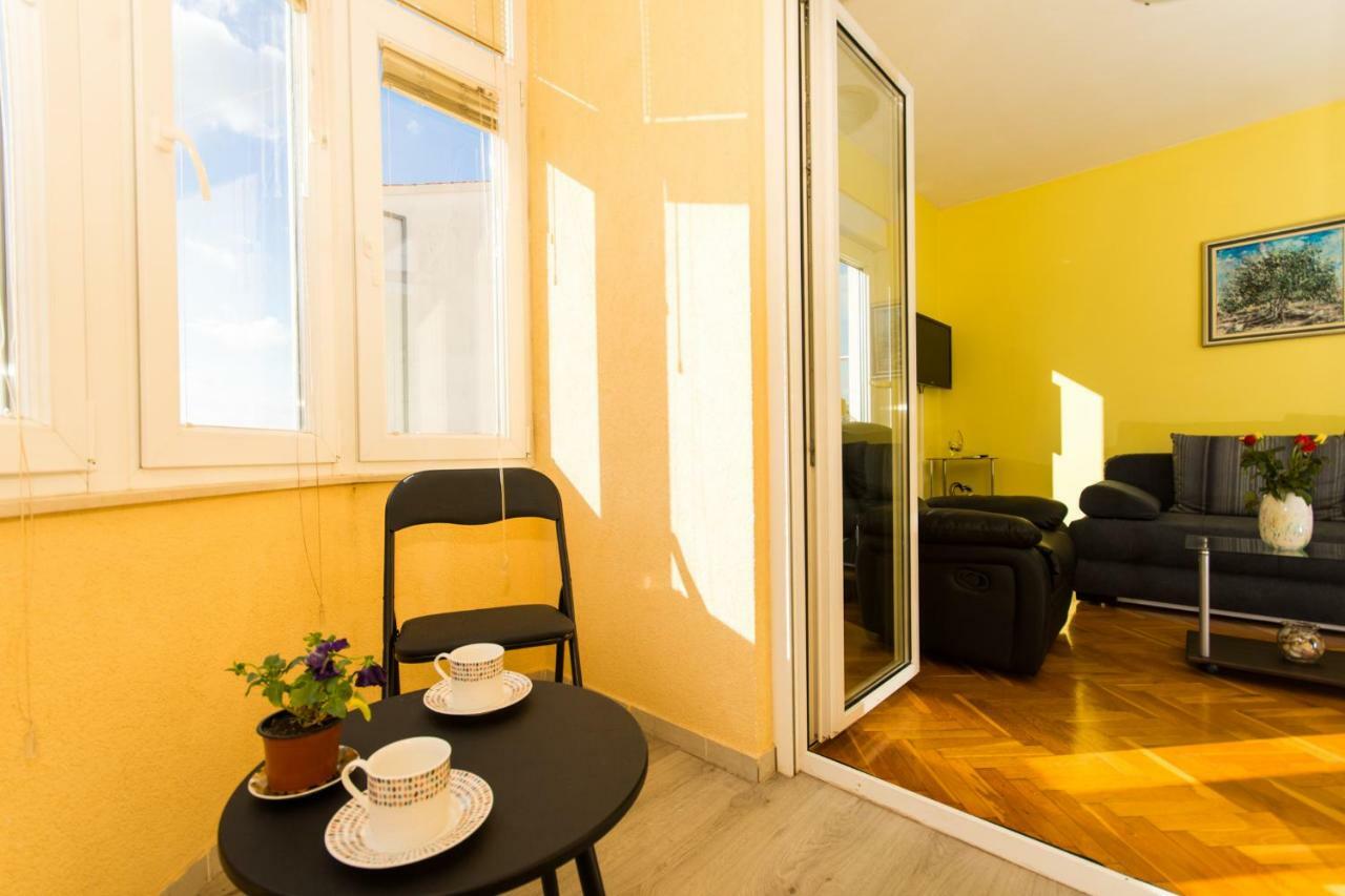 Апартаменты Apartman Ruza Трогир Экстерьер фото